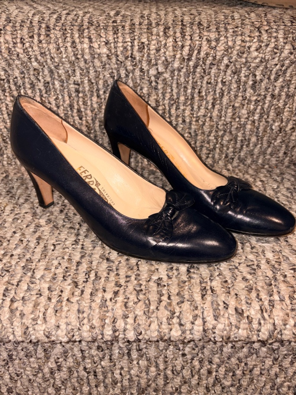 Salvatore Ferragamo Black Leather Knot Pumps